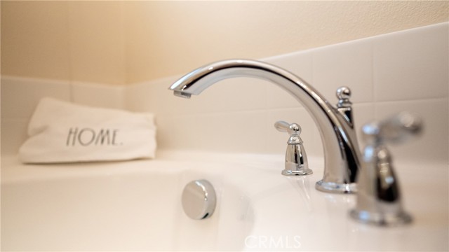 8022 Cresta Bella Road, Rancho Cucamonga CA: https://media.crmls.org/medias/e8ed81f0-8ced-49d3-9e88-8b83277e66ca.jpg