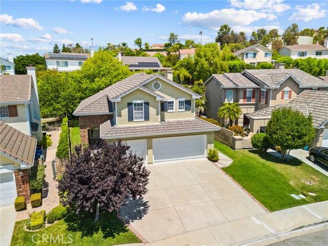 2311 Gillingham Circle, Thousand Oaks CA: https://media.crmls.org/medias/e8ee4009-1b8d-446f-901e-78251b275a1d.jpg