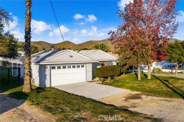 Detail Gallery Image 40 of 46 For 9941 Granite Hill Dr, Jurupa Valley,  CA 92509 - 4 Beds | 2 Baths