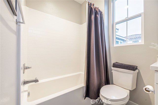 Detail Gallery Image 36 of 67 For 25035 Hidden Willow, Canyon Country,  CA 91387 - 5 Beds | 4 Baths