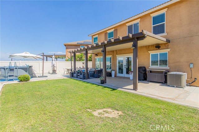 Detail Gallery Image 6 of 30 For 116 Yosemite, Perris,  CA 92570 - 3 Beds | 2/1 Baths