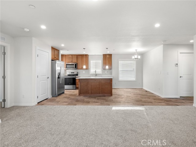 Detail Gallery Image 7 of 39 For 12526 Ponderosa Rd, Pinon Hills,  CA 92372 - 3 Beds | 2 Baths