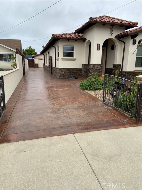 385 W 19th Street, San Pedro CA: https://media.crmls.org/medias/e8ef8d71-3d82-4910-8192-f57f2c6fa2ec.jpg