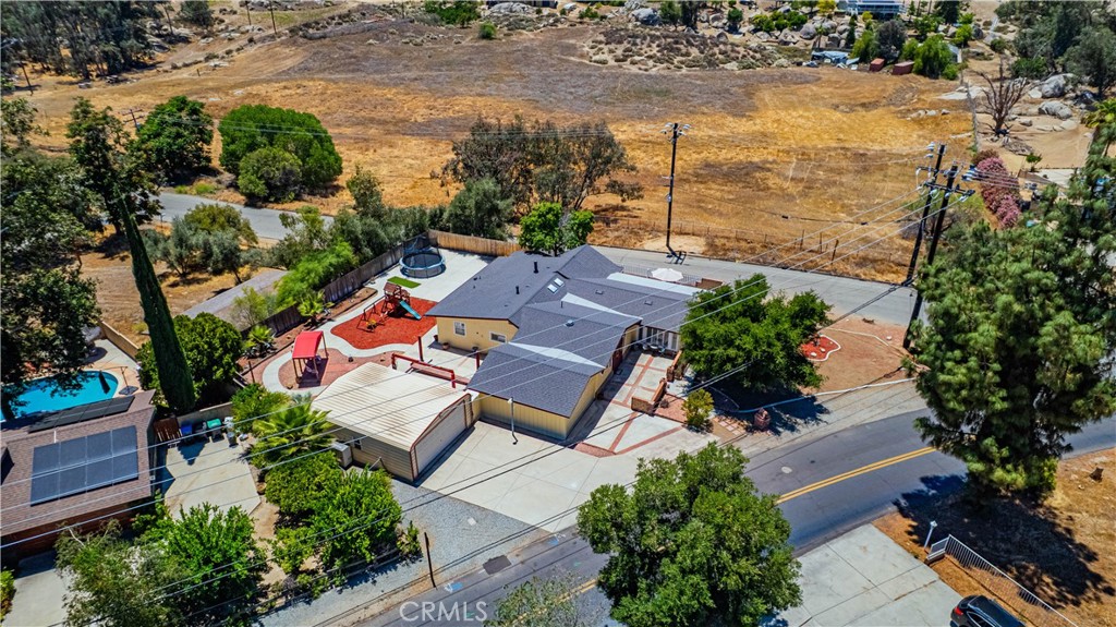 41257 Crest Drive