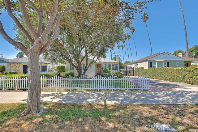 Detail Gallery Image 6 of 62 For 233 N Mission Dr, San Gabriel,  CA 91775 - 3 Beds | 2 Baths