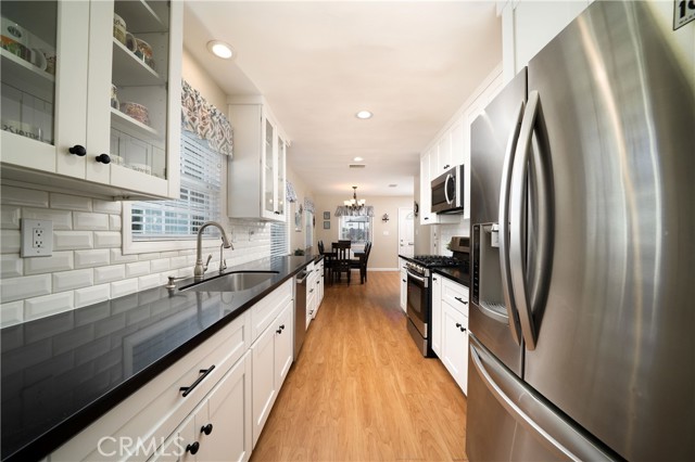 Image 8 of 28 For 6465 Turnergrove Drive