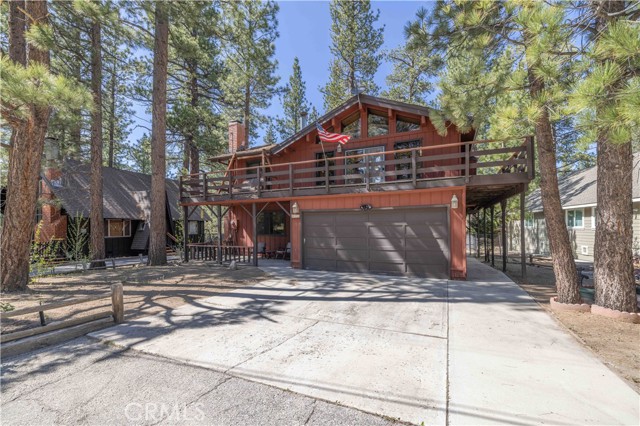 Detail Gallery Image 1 of 46 For 913 Mountain Ln, Big Bear City,  CA 92314 - 3 Beds | 2 Baths