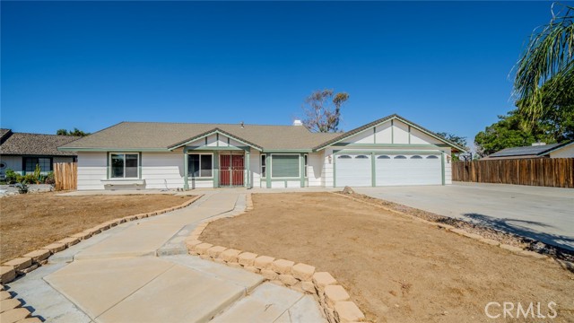 Detail Gallery Image 1 of 1 For 11334 Courtside St, Victorville,  CA 92392 - 4 Beds | 2 Baths