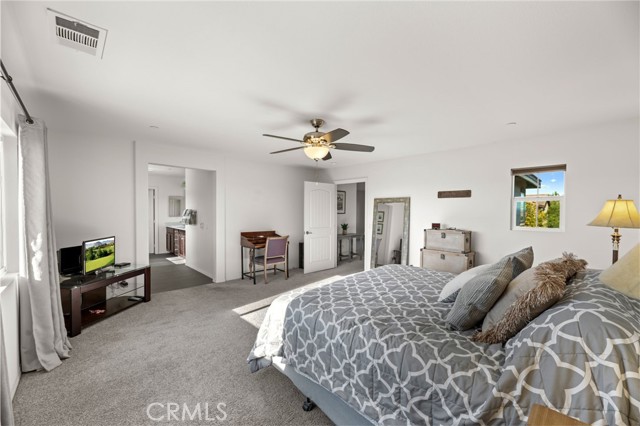 37629 Fiesta Flower Street, Murrieta CA: https://media.crmls.org/medias/e8f231bb-b7b8-4987-9d4e-4c8eccc8d688.jpg