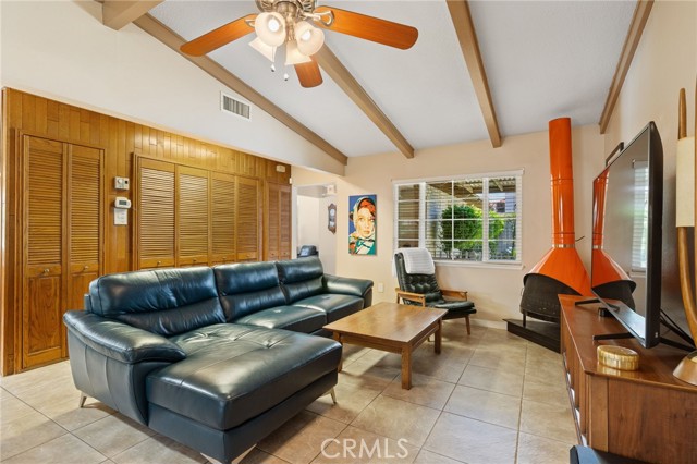 Detail Gallery Image 23 of 60 For 2924 Elm St, Bakersfield,  CA 93301 - 4 Beds | 2 Baths