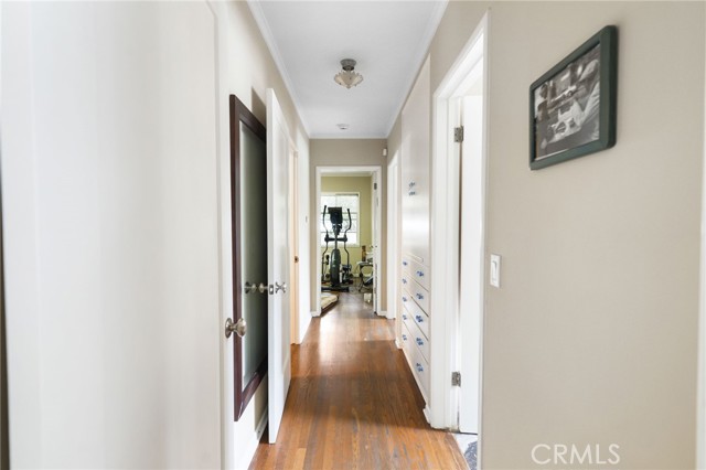 Detail Gallery Image 29 of 55 For 14060 Chandler Bld, Sherman Oaks,  CA 91401 - 3 Beds | 2 Baths