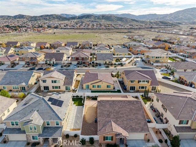 Detail Gallery Image 7 of 35 For 2107 Helconia Ct, Palmdale,  CA 93551 - 3 Beds | 2 Baths