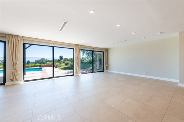 Detail Gallery Image 5 of 26 For 16511 Academia Dr, Encino,  CA 91436 - 3 Beds | 3/1 Baths