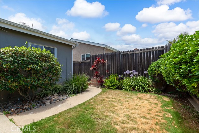 Detail Gallery Image 10 of 41 For 9006 Haveteur Way, San Diego,  CA 92123 - 3 Beds | 2 Baths