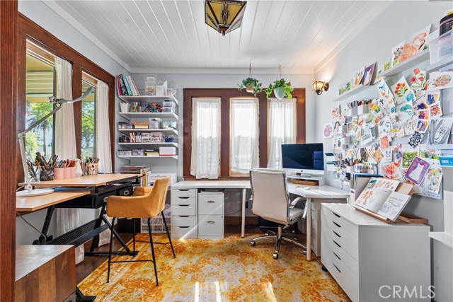 1719 Monte Vista Street, Pasadena CA: https://media.crmls.org/medias/e8f4a288-7d58-4bf5-9d08-49089b57ac44.jpg