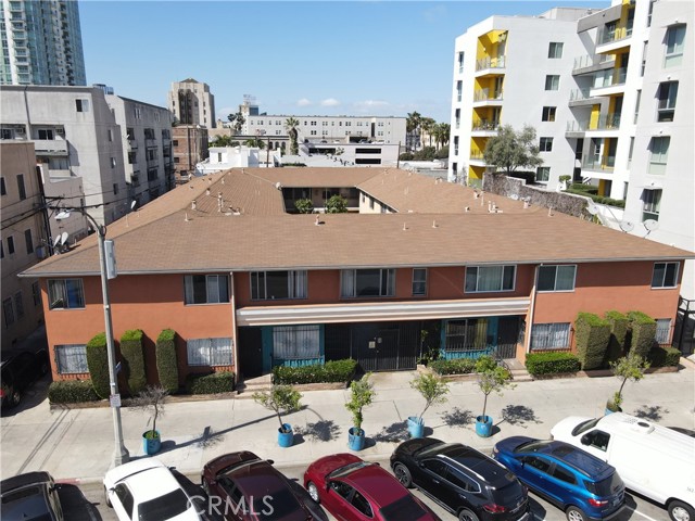 Detail Gallery Image 2 of 22 For 333 Linden Ave #1,  Long Beach,  CA 90802 - 2 Beds | 2 Baths