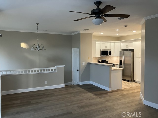 Detail Gallery Image 5 of 20 For 37 via Barcelona, Rancho Santa Margarita,  CA 92688 - 3 Beds | 2 Baths