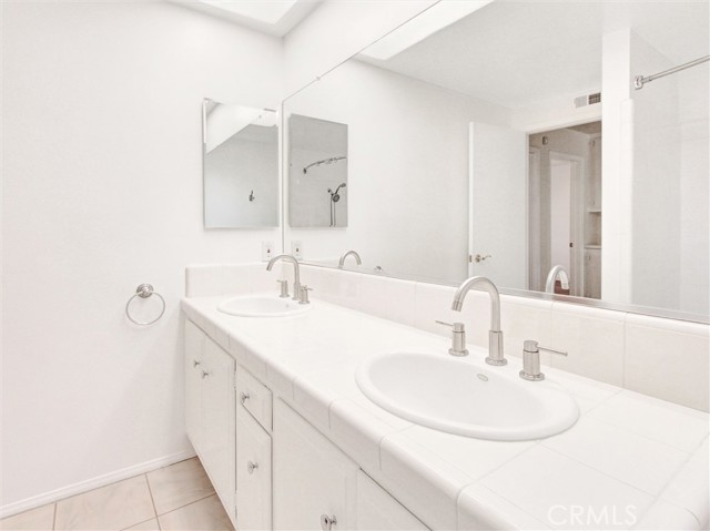 20472 Via Marwah, Yorba Linda CA: https://media.crmls.org/medias/e8f6d2d1-7183-4917-a4e8-321886a3cf43.jpg