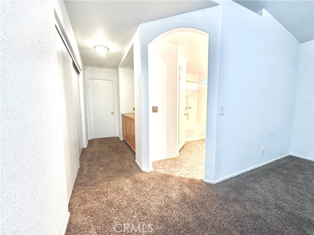 12733 Appian Avenue, Victorville CA: https://media.crmls.org/medias/e8f720da-84c1-4111-bac5-90c952bdde6d.jpg