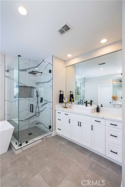 Detail Gallery Image 19 of 40 For 37 La Salle Ln, Ladera Ranch,  CA 92694 - 5 Beds | 2/1 Baths