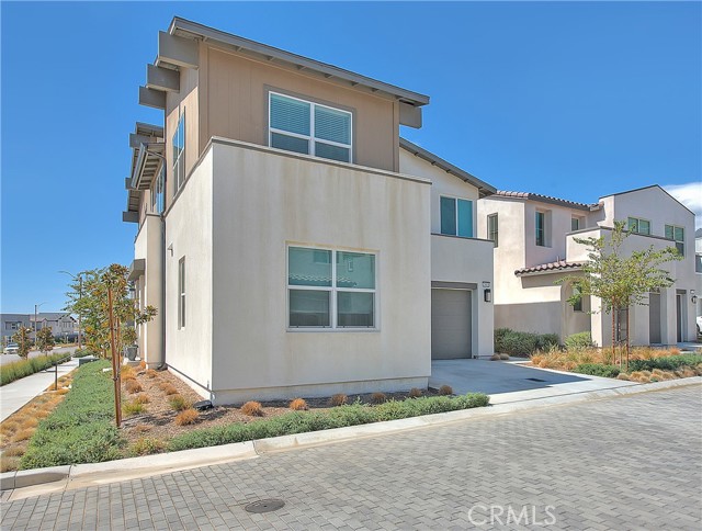 Detail Gallery Image 4 of 75 For 15820 Caterpillar Dr, Fontana,  CA 92336 - 4 Beds | 3 Baths