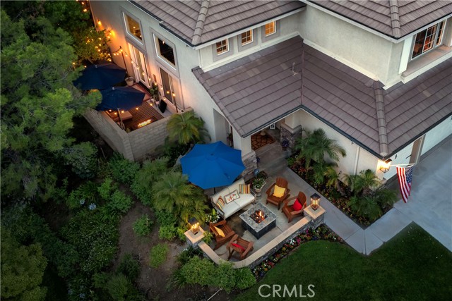 27705 Essex Place, Valencia CA: https://media.crmls.org/medias/e8f8891c-e4bb-4d54-a62b-31540b3bcd25.jpg