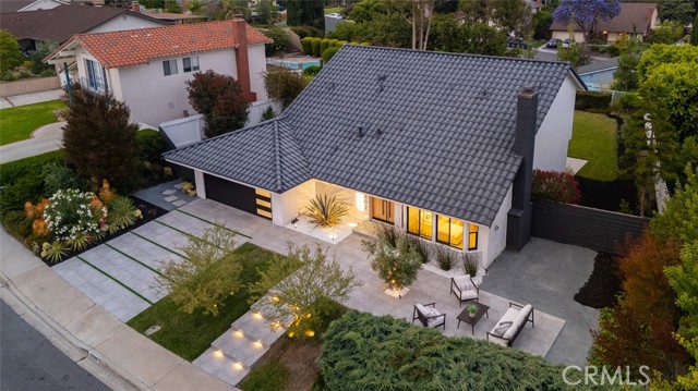 Detail Gallery Image 34 of 35 For 25302 Posada Ln, Mission Viejo,  CA 92691 - 4 Beds | 3 Baths