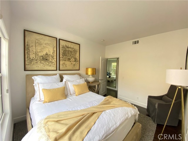 40 Anjou, Newport Coast CA: https://media.crmls.org/medias/e8f92691-c1ce-4352-a7b0-bcbf7751bda3.jpg