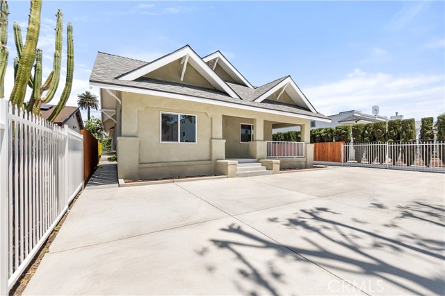 Detail Gallery Image 33 of 52 For 1251 Leighton Ave #1251,  Los Angeles,  CA 90037 - 5 Beds | 2 Baths