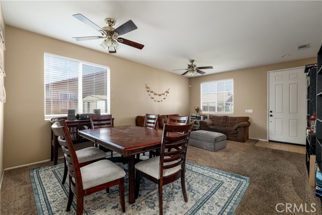 8421 Long View Avenue, Hesperia CA: https://media.crmls.org/medias/e8fac495-0a0f-4844-a311-2444866240fe.jpg