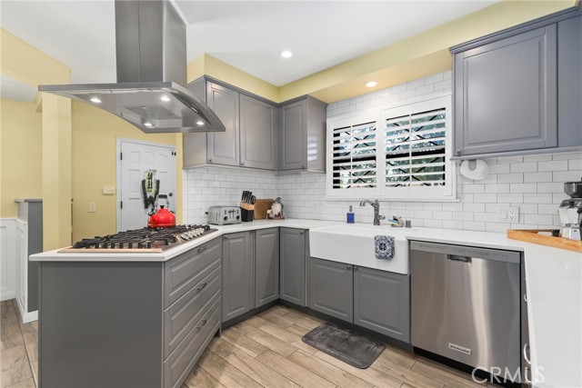 Detail Gallery Image 16 of 43 For 22941 Keswick St, West Hills,  CA 91304 - 4 Beds | 2 Baths