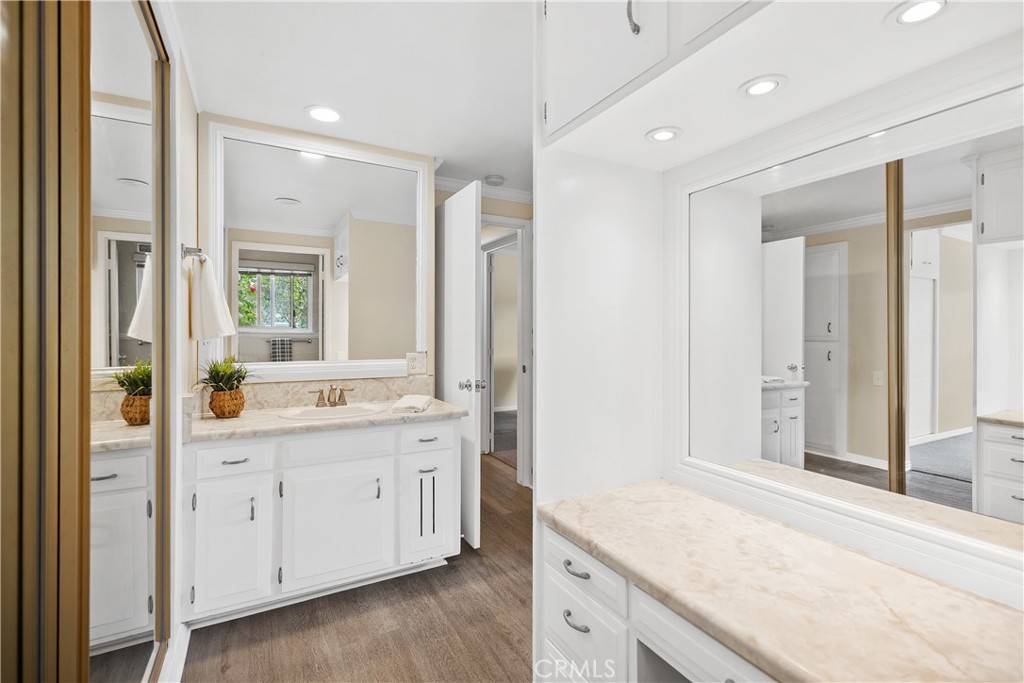 MLS #OC25259998 image #26