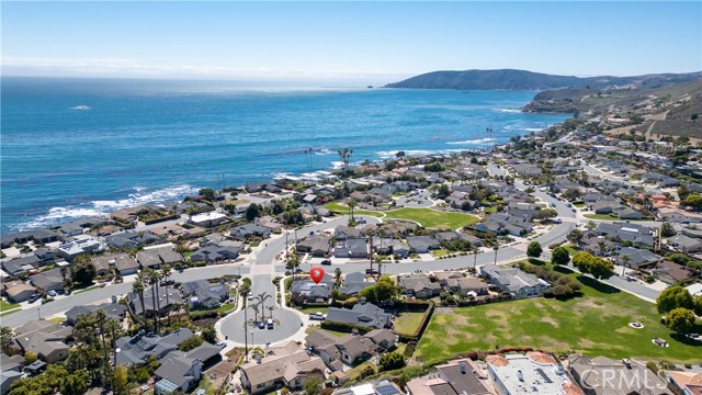 226 Encanto Avenue, Pismo Beach CA: https://media.crmls.org/medias/e8fbf9ec-028d-4e90-bc0b-3c28e24b0cb5.jpg