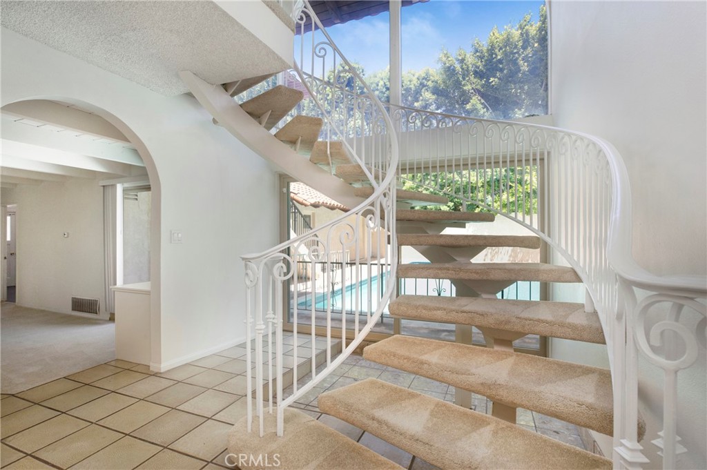 MLS #OC25241749 image #27