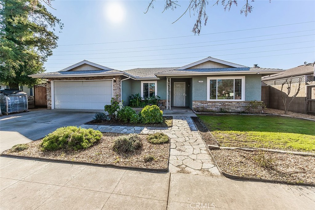 5840 E Illinois Avenue