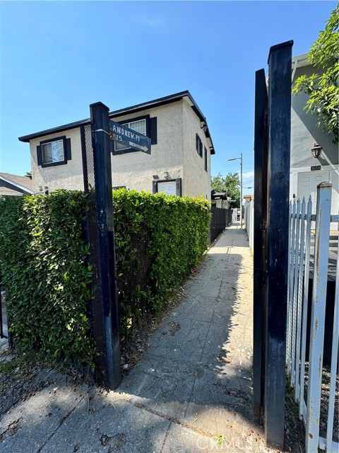 Detail Gallery Image 20 of 20 For 3812 S St Andrews Pl, Los Angeles,  CA 90062 - 2 Beds | 2 Baths