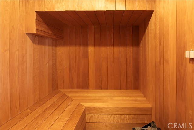 Detail Gallery Image 68 of 68 For 13320 Mulholland Dr, Beverly Hills,  CA 90210 - 5 Beds | 7 Baths