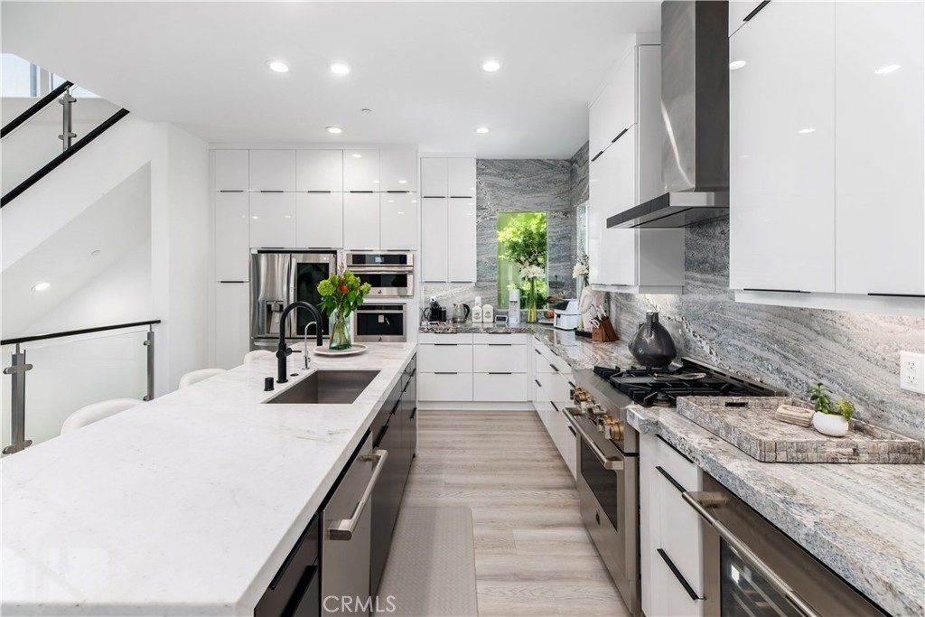 MLS #OC25256638 image #26