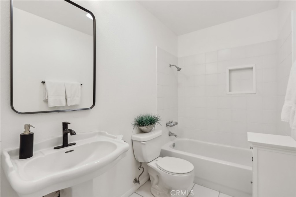 MLS #SB25255297 image #25