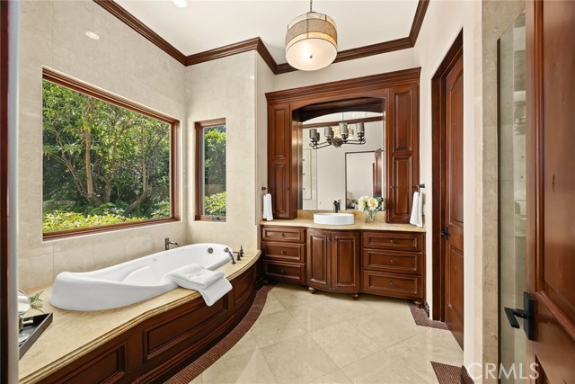 Detail Gallery Image 12 of 40 For 330 W Le Roy Ave, Arcadia,  CA 91007 - 10 Beds | 9 Baths