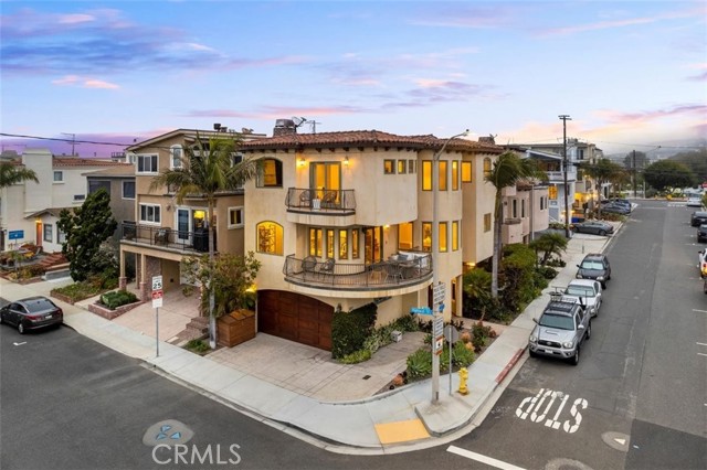 301 Homer St, Manhattan Beach, California 90266, 3 Bedrooms Bedrooms, ,3 BathroomsBathrooms,Residential,Sold,Homer St,SB22090283