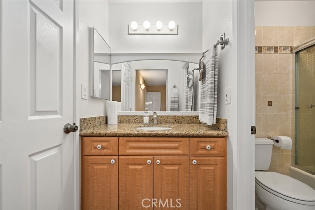 Detail Gallery Image 11 of 32 For 1523 E Windsor Rd 101a,  Glendale,  CA 91205 - 3 Beds | 2 Baths