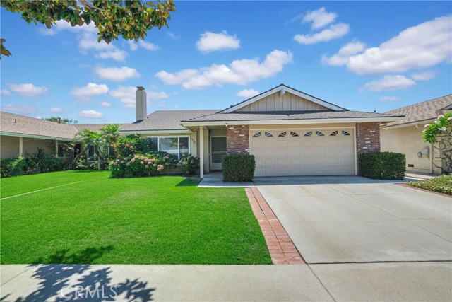 Detail Gallery Image 1 of 1 For 13720 Oak Crest Dr, Cerritos,  CA 90703 - 4 Beds | 2 Baths