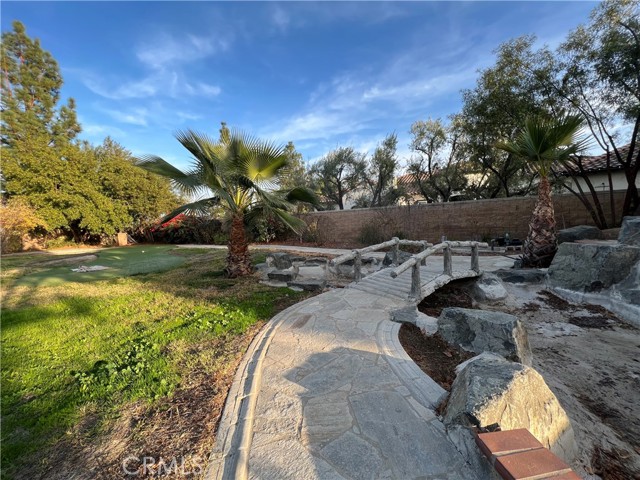 Detail Gallery Image 16 of 75 For 3795 Peregrine Cir, Corona,  CA 92881 - 5 Beds | 4/1 Baths