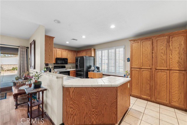 Detail Gallery Image 43 of 75 For 2651 W Avenue N12, Palmdale,  CA 93551 - 5 Beds | 4 Baths