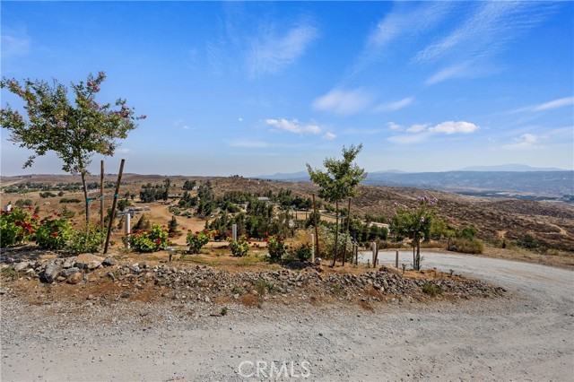 Detail Gallery Image 32 of 44 For 39876 San Ignacio Rd, Hemet,  CA 92544 - 4 Beds | 3 Baths