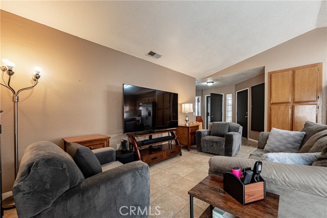 Detail Gallery Image 12 of 28 For 510 Monika Ct, Beaumont,  CA 92223 - 2 Beds | 1 Baths