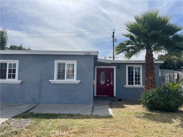 Detail Gallery Image 2 of 20 For 22201 Ibex Avenue, Hawaiian Gardens,  CA 90716 - 3 Beds | 2 Baths