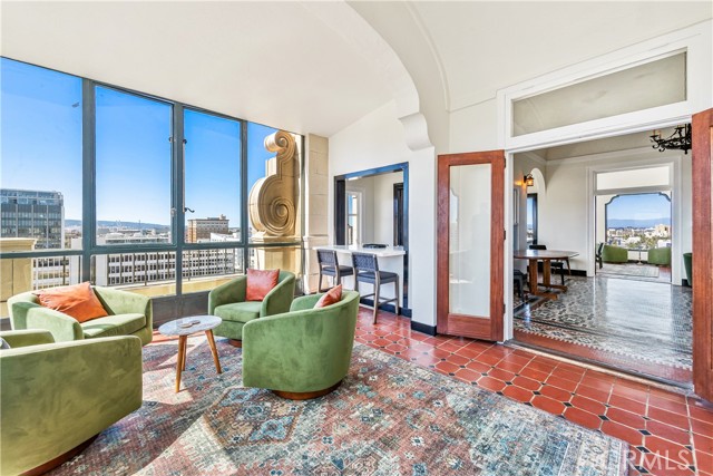 Detail Gallery Image 44 of 47 For 140 Linden Ave #956,  Long Beach,  CA 90802 - 1 Beds | 1 Baths