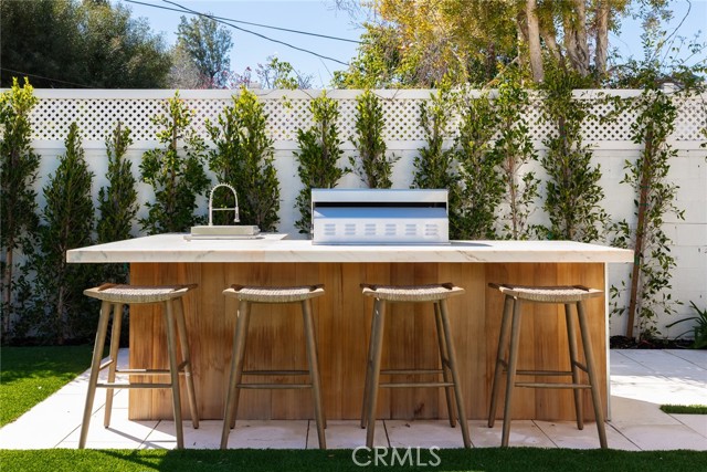 22640 Clarendon Street, Woodland Hills CA: https://media.crmls.org/medias/e905b075-5b18-4f06-963b-6ba291d383d2.jpg